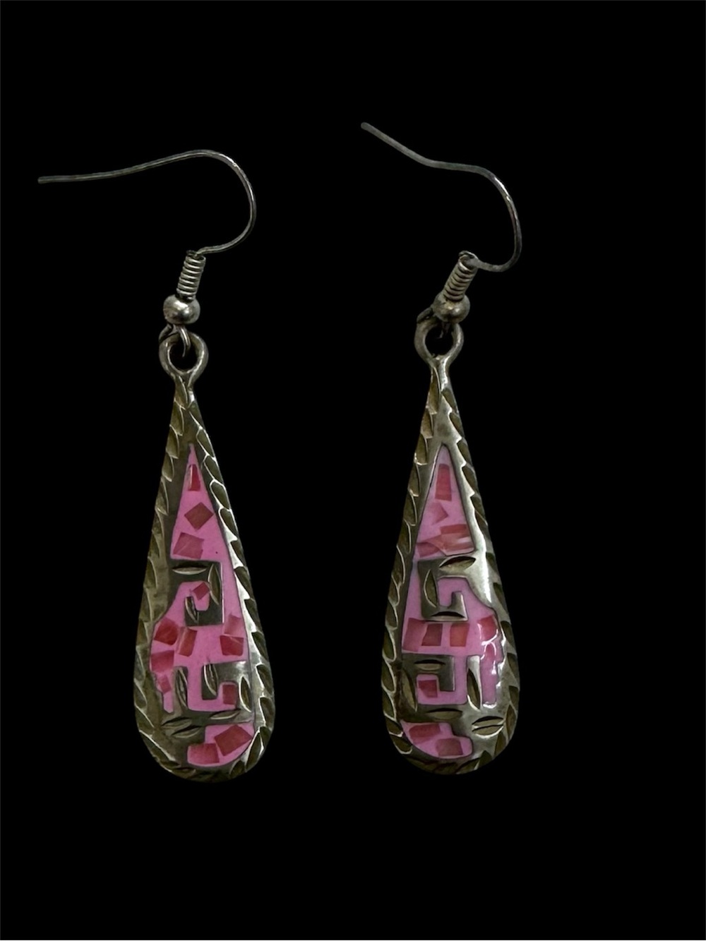 Vintage 80’s Pink and Silver - Toned Teardrop Earrings.